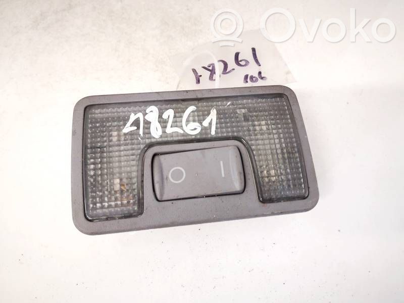 Audi A4 S4 B5 8D Lampka podsufitki tylna 