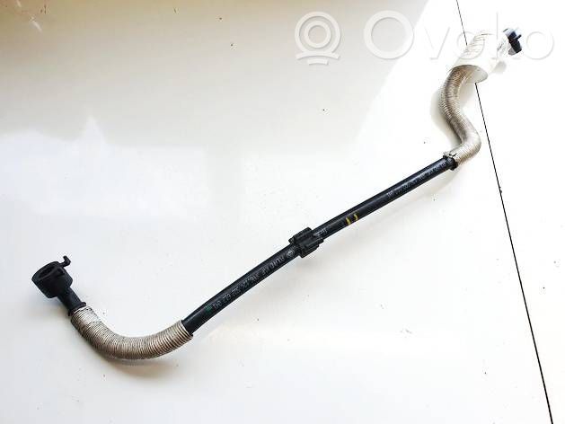 Volkswagen Golf VII Tuyau sous vide 