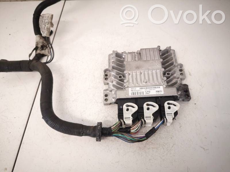 Ford C-MAX I Engine control unit/module