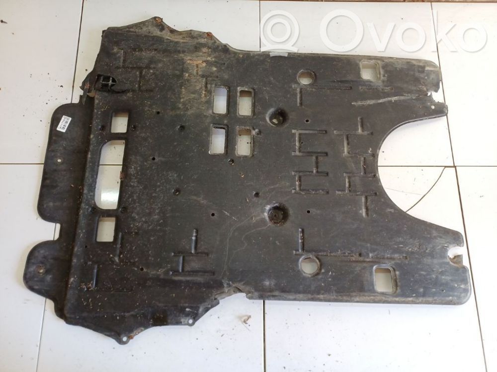 Citroen C4 I Protezione anti spruzzi/sottoscocca del motore 