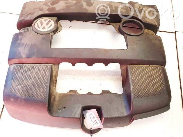 Volkswagen Golf V Couvercle cache moteur