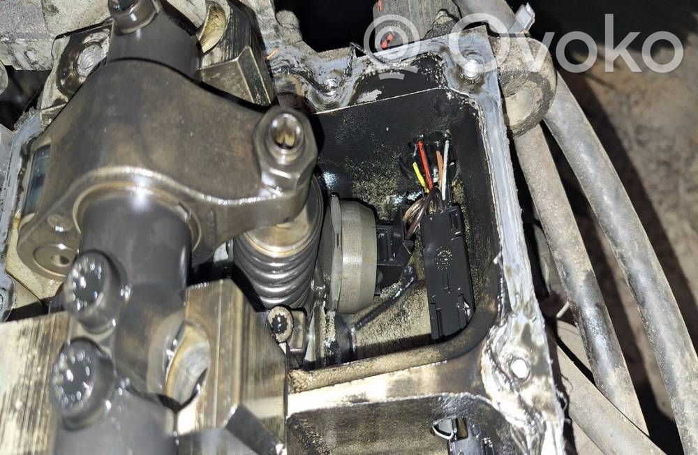 Volkswagen PASSAT B6 Wtryskiwacz paliwa 