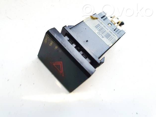 Hyundai ix35 Botón interruptor de luz de peligro