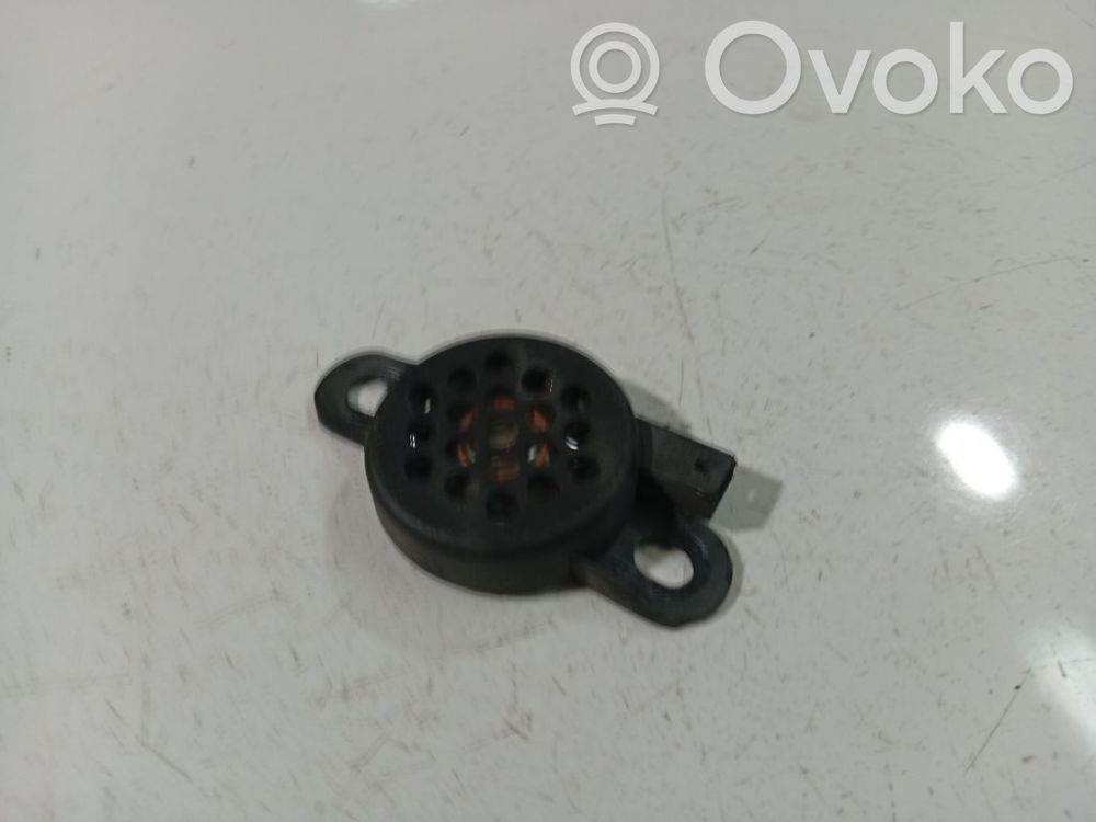 Audi A8 S8 D3 4E Etuoven kaiutin 