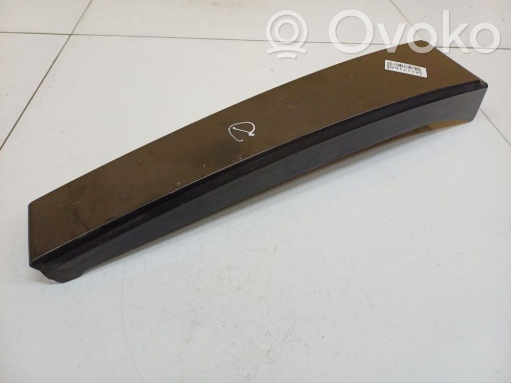 Citroen C4 I Picasso Takaoven lasin muotolista