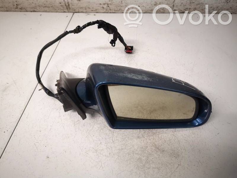 Audi A3 S3 8P Elektryczne lusterko boczne drzwi przednich 