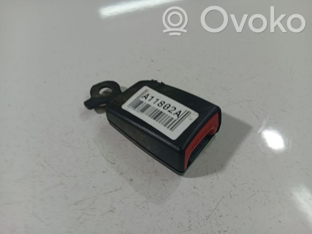 Skoda Superb B6 (3T) Klamra środkowego pasa bezpieczeństwa fotela tylnego 