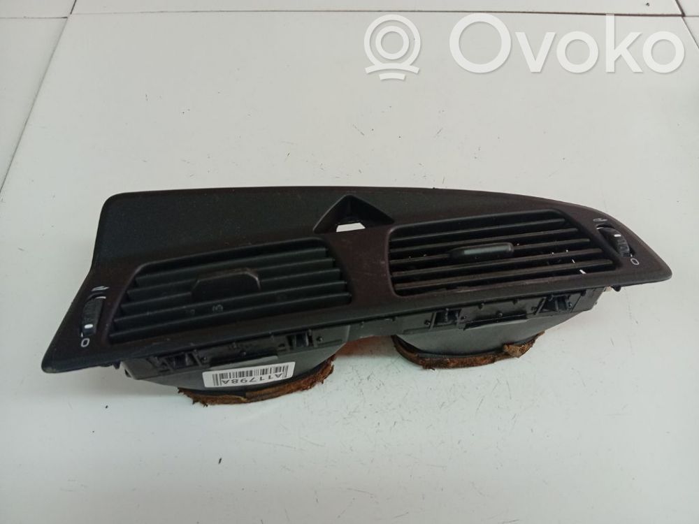 Volvo V70 Luftausströmer Lüftungsdüse Luftdüse Mitte