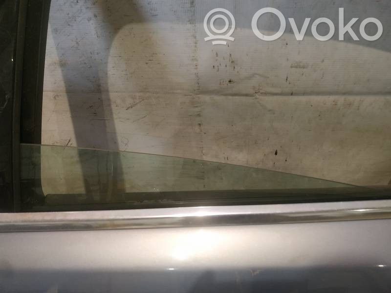 Jaguar XF Vetro del finestrino della portiera posteriore 