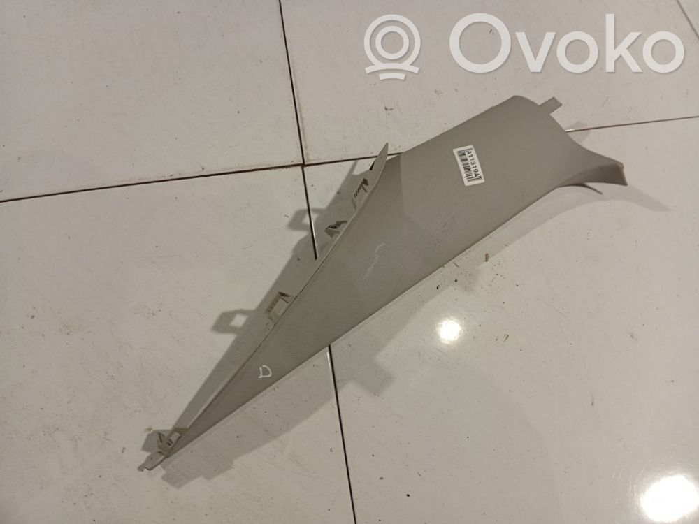 Ford Mondeo MK IV Moldura del pillar (D) (Inferior)
