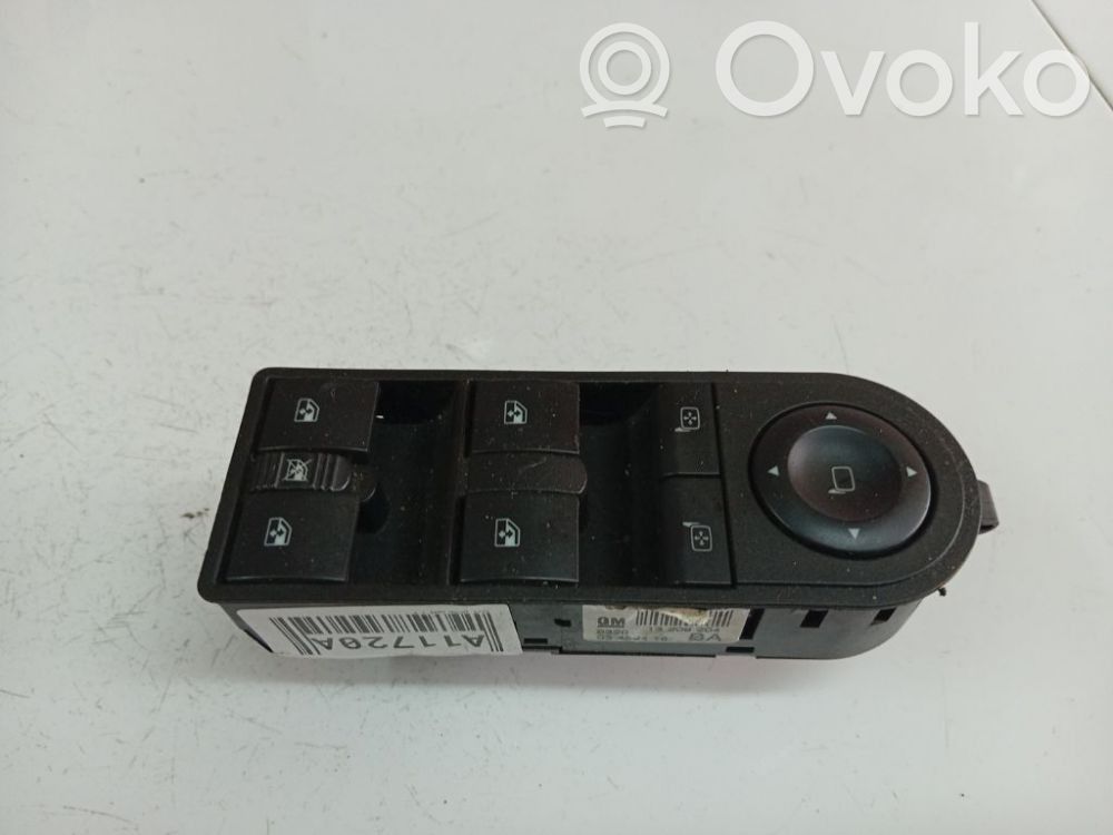 Opel Astra H Comutator comandă geamuri electrice 