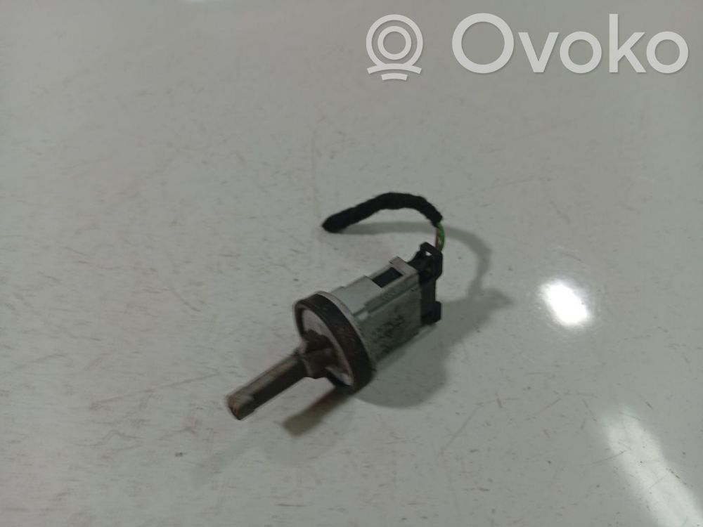 Volkswagen Golf V Czujnik temperatury wewnętrznej