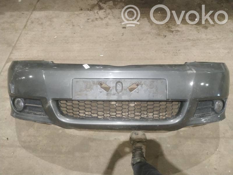 Toyota Corolla Verso AR10 Front bumper
