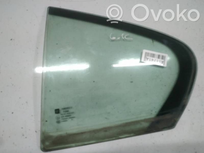 Opel Insignia A Vetro del deflettore posteriore 
