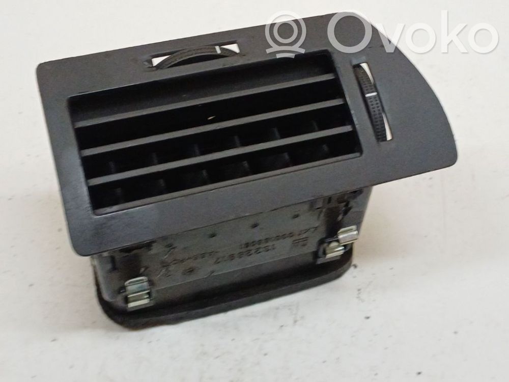 Opel Astra H Grille d'aération centrale 
