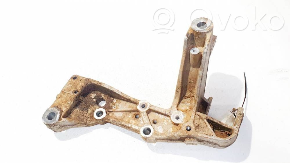 Skoda Octavia Mk2 (1Z) Brazo de suspensión/horquilla inferior delantero 