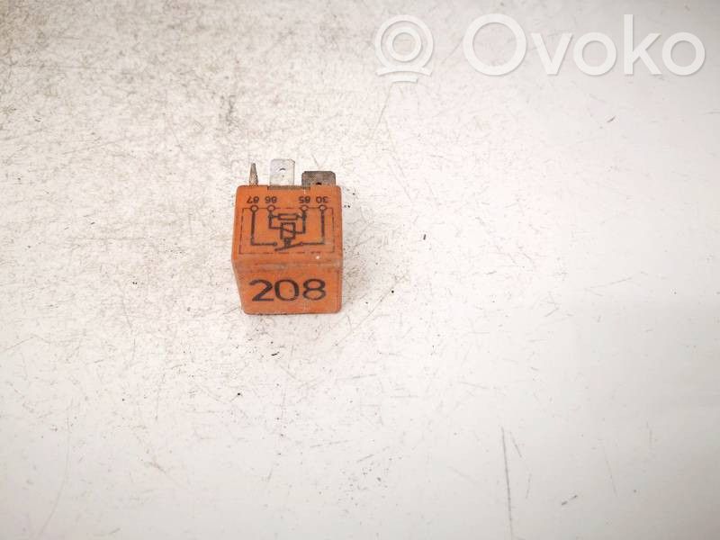 Audi 100 200 5000 C3 Altri relè 