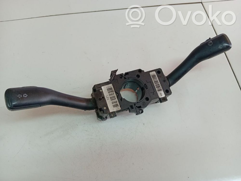 Audi A3 S3 8L Interruptor/palanca de limpiador de luz de giro