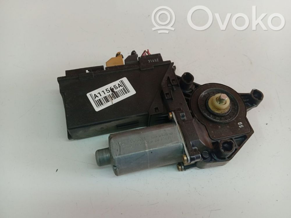 Audi A4 S4 B6 8E 8H Silniczek podnoszenia szyby drzwi tylnych 