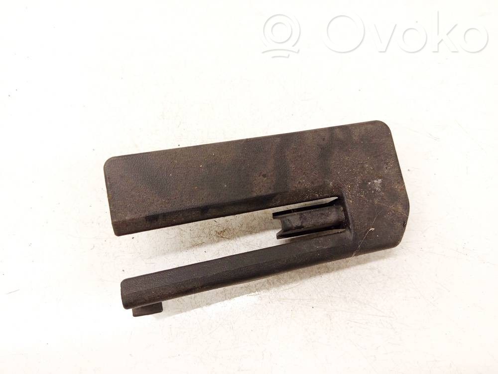 Toyota Corolla Verso AR10 Rivestimento inferiore laterale del sedile posteriore