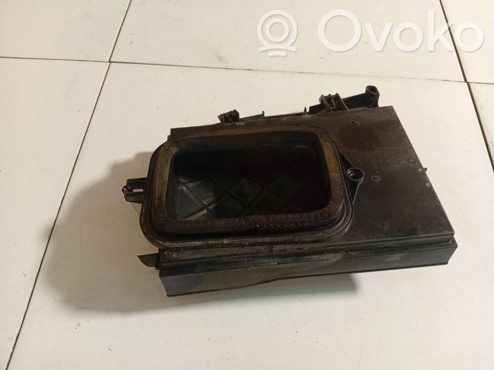Audi A4 S4 B6 8E 8H Luftfilterkasten