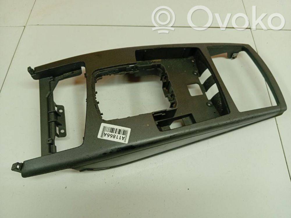 Audi A6 S6 C6 4F Rivestimento in plastica cornice della leva del cambio 