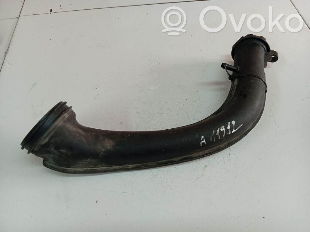Volkswagen Golf VI Tube d'admission d'air