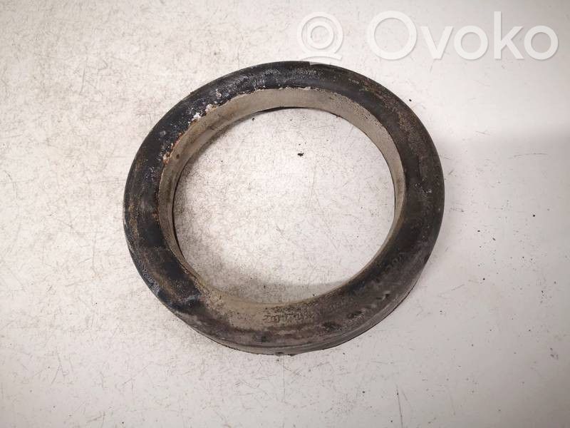 Volvo S60 Cauciuc flanșă arc față 