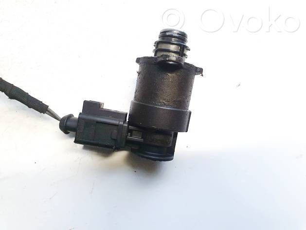Volkswagen PASSAT B8 Capteur de pression de carburant 