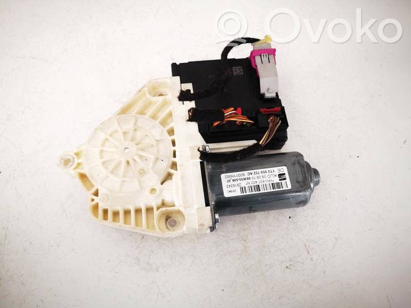 Seat Leon (1P) Silnik regulatora szyby drzwi przednich 