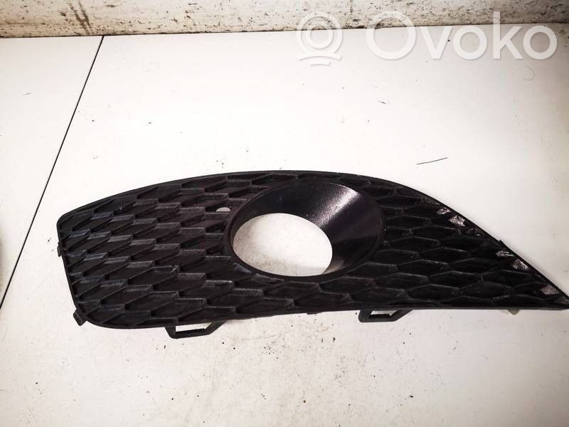 Seat Leon (1P) Grille inférieure de pare-chocs avant 