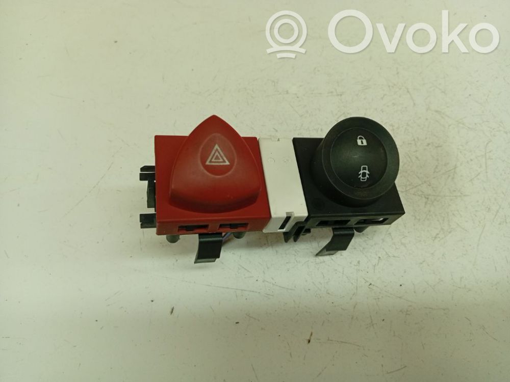 Renault Megane II Schalter Warnblinkanlage 