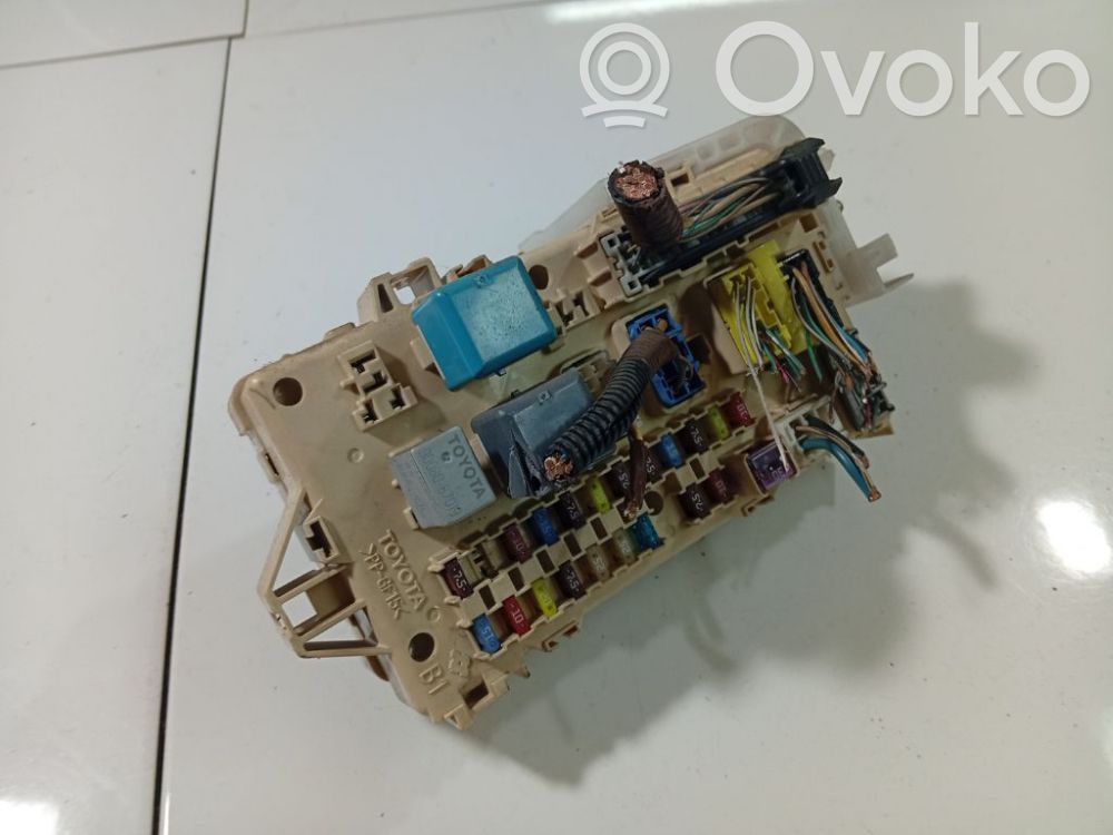 Toyota Corolla Verso AR10 Set cutie siguranțe 