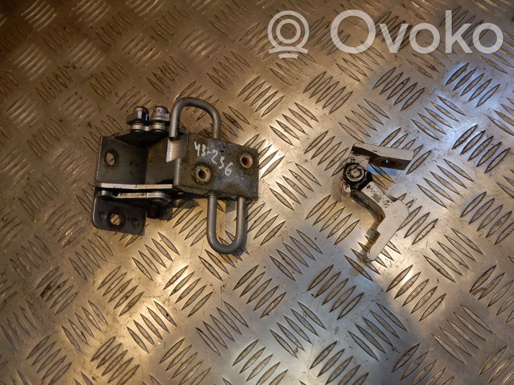 Audi A6 S6 C6 4F Juego de bisagras de la puerta trasera 