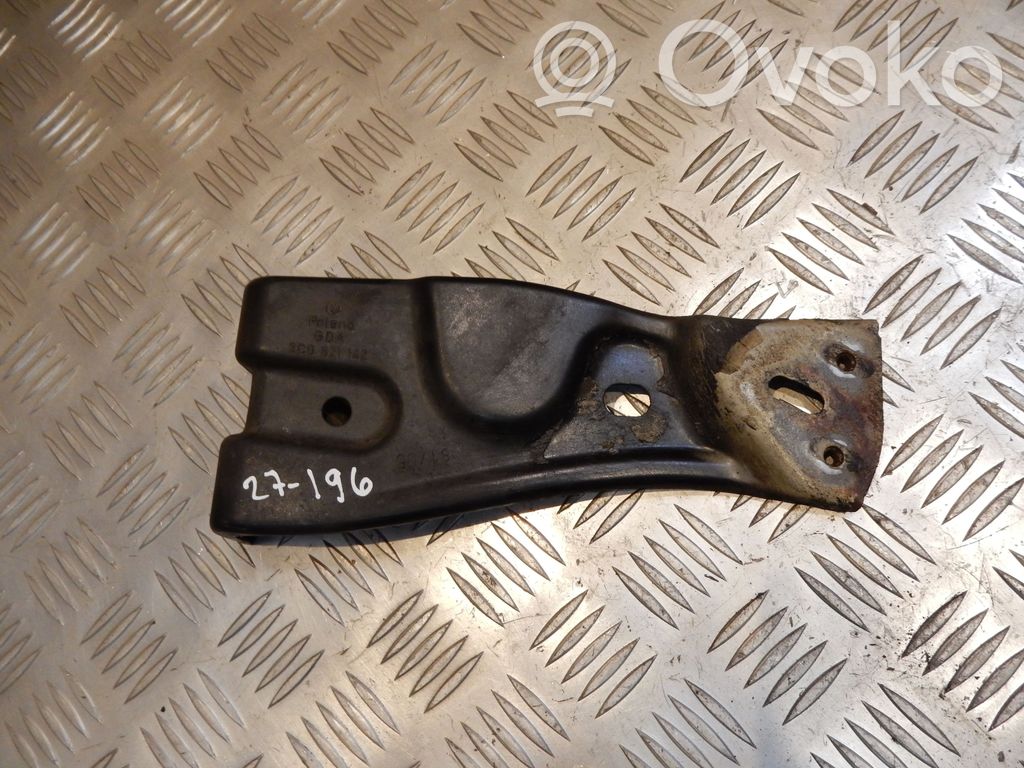 Volkswagen PASSAT B6 Bridă fixare aripă față 