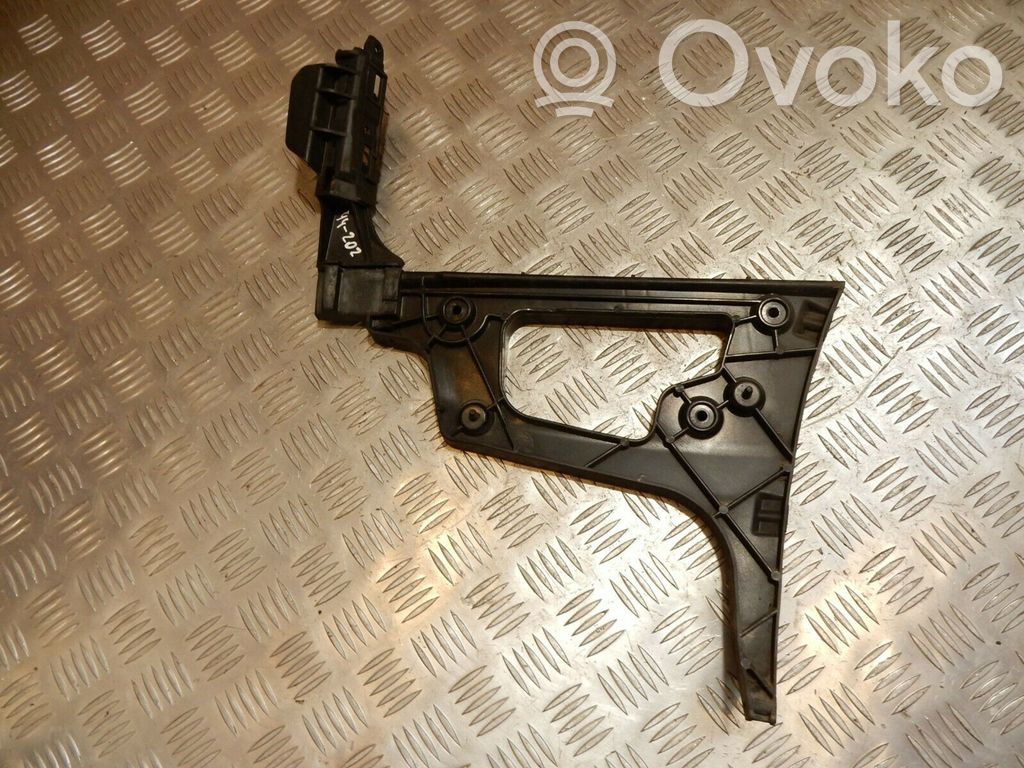Audi A5 8T 8F Suport montare bară spate 
