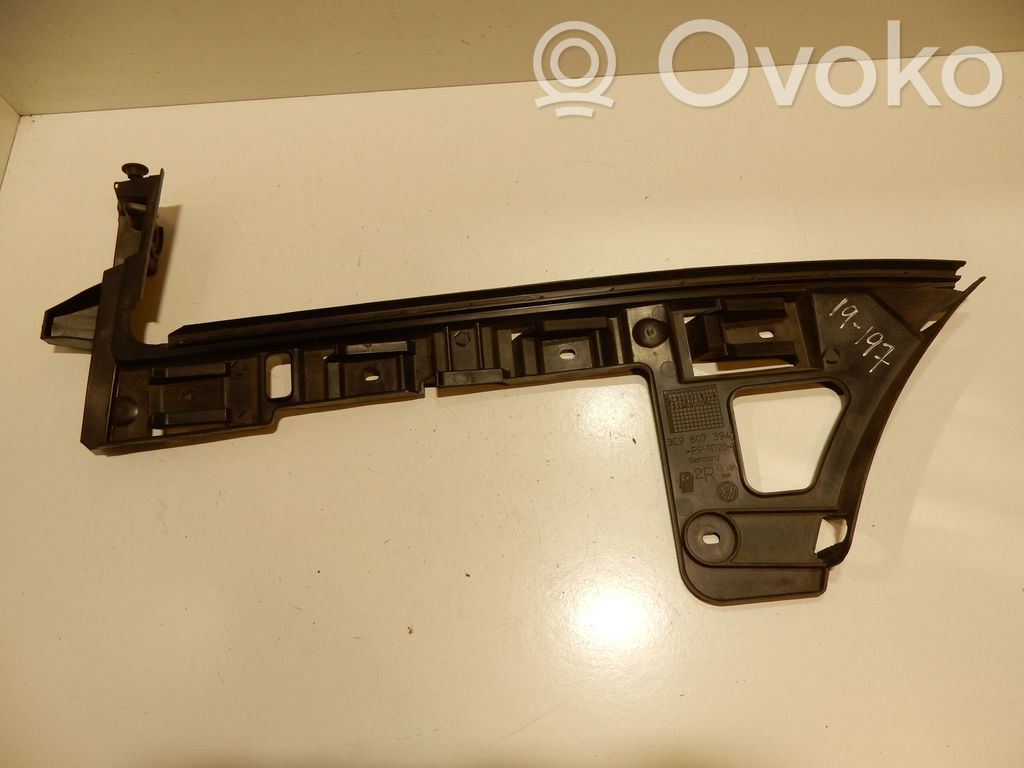Volkswagen PASSAT B6 Uchwyt / Mocowanie zderzaka tylnego 