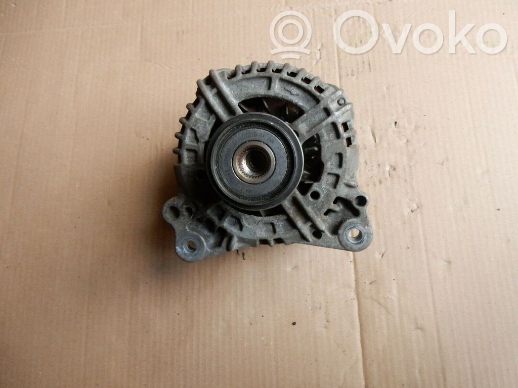 Volkswagen Touran I Alternador 