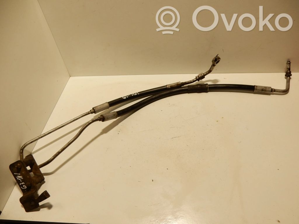 BMW 5 E60 E61 Ohjaustehostimen letkusto 