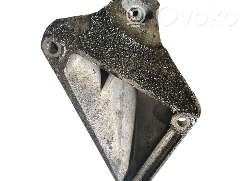 BMW 7 E65 E66 Engine mounting bracket 