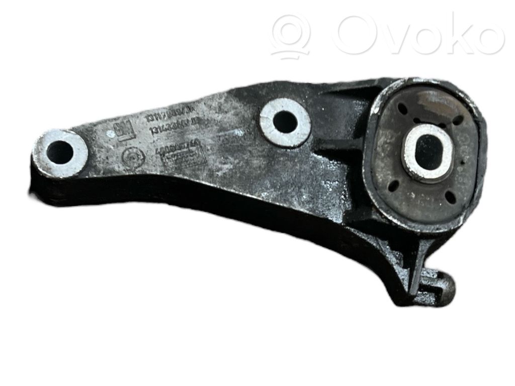 Opel Meriva A Engine mount bracket 