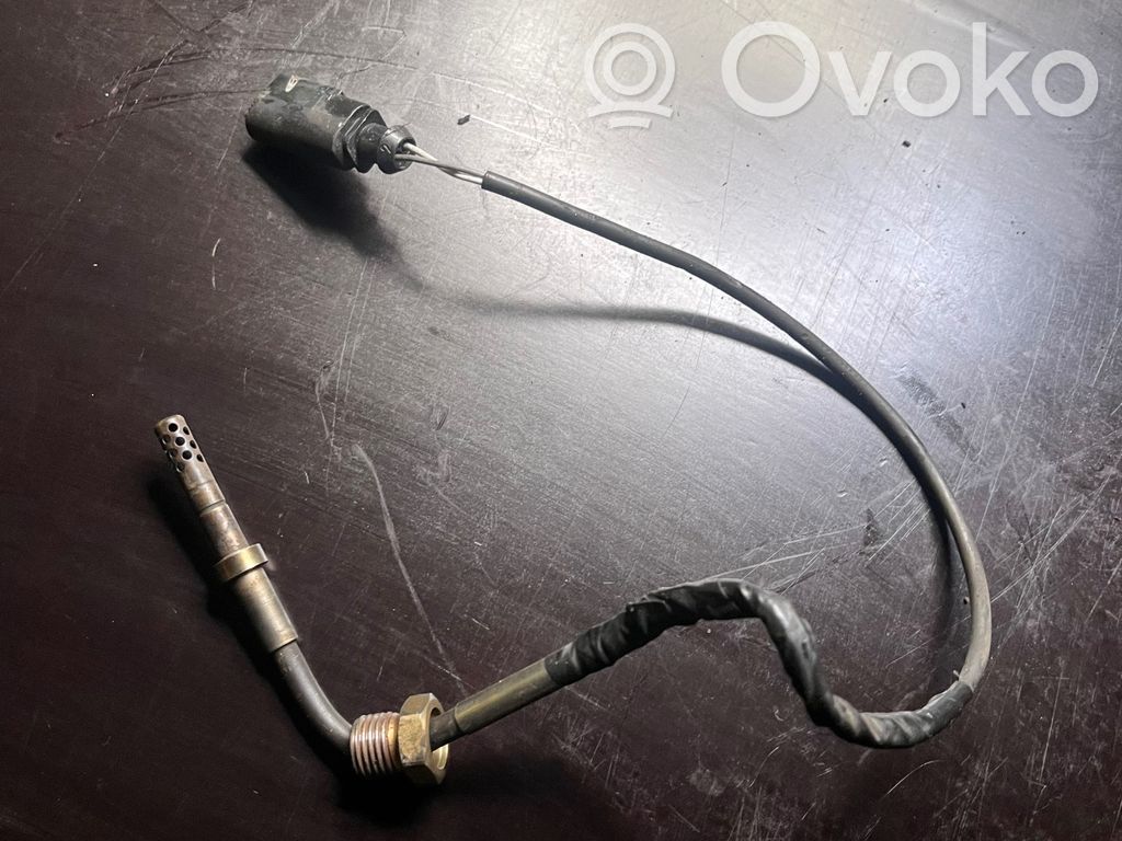 Audi A6 S6 C6 4F Izplūdes gāzu temperatūras sensors 
