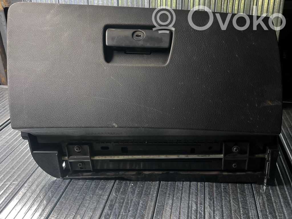 BMW 3 E92 E93 Glove box 