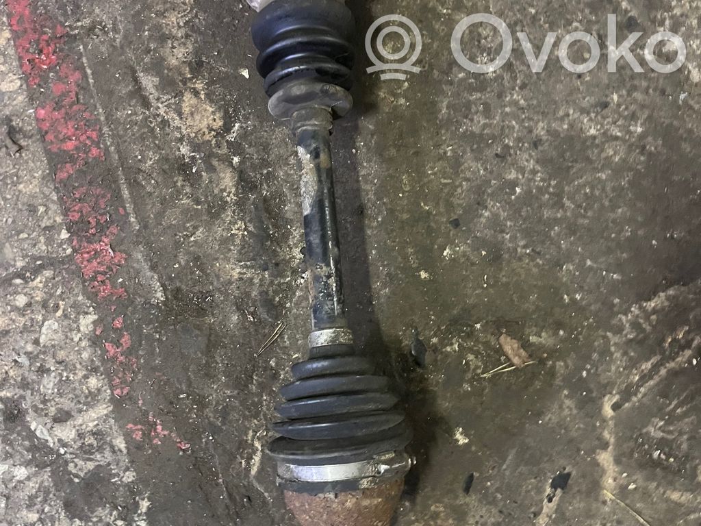Toyota Corolla E120 E130 Etuvetoakseli 