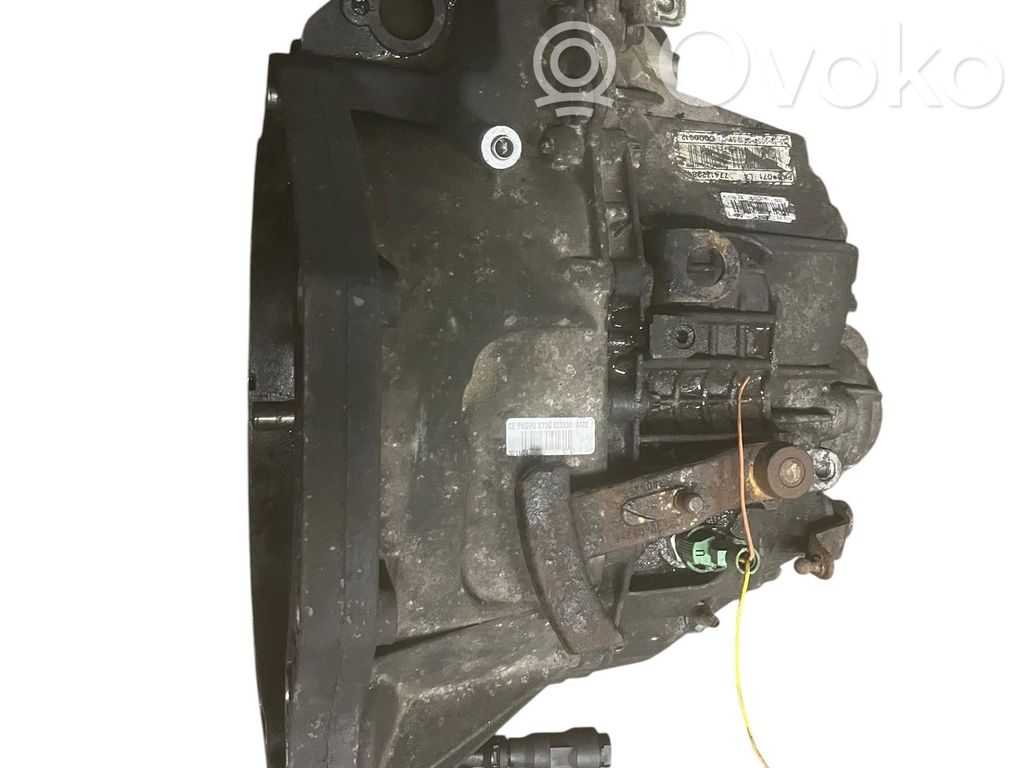 Manualna 5-biegowa skrzynia biegów   8200183550,696160F007,7741722865,5PK071