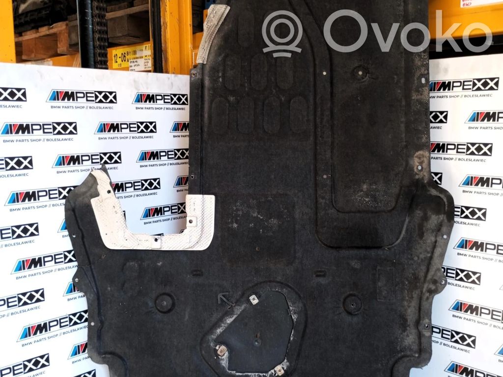 BMW 5 E60 E61 Vidurinė dugno apsauga 