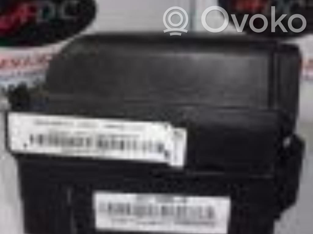 Módulo de fusible   JX6T14A094AE
