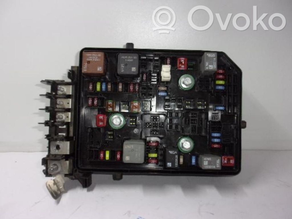 Módulo de fusible   39040849