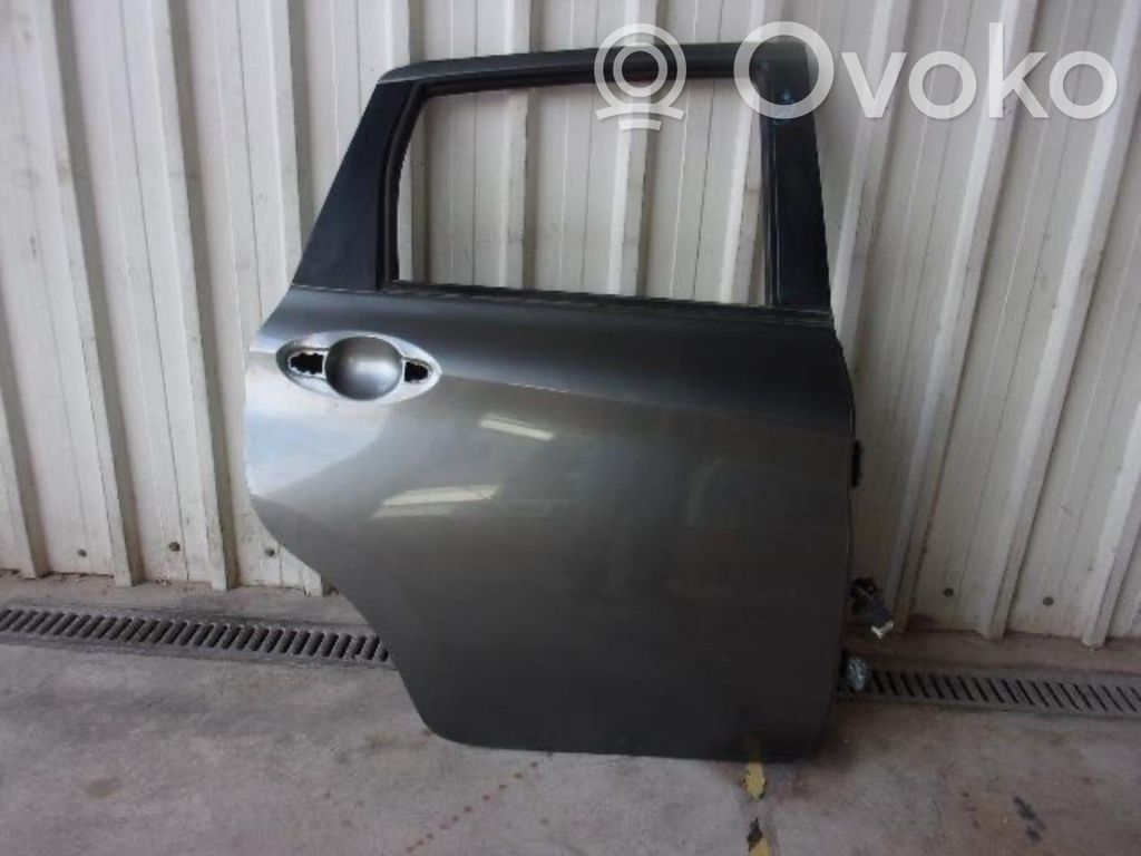 Nissan Note (E11) Galinės durys 