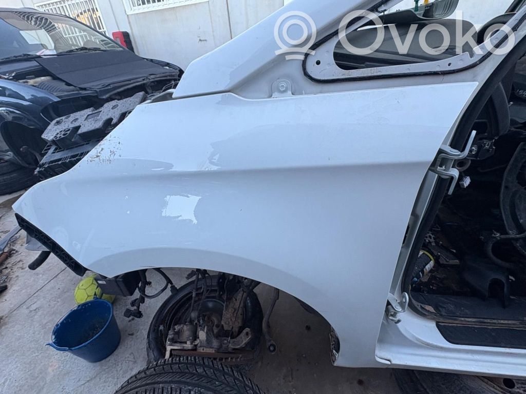 KIA Carens III Priekinė arka 